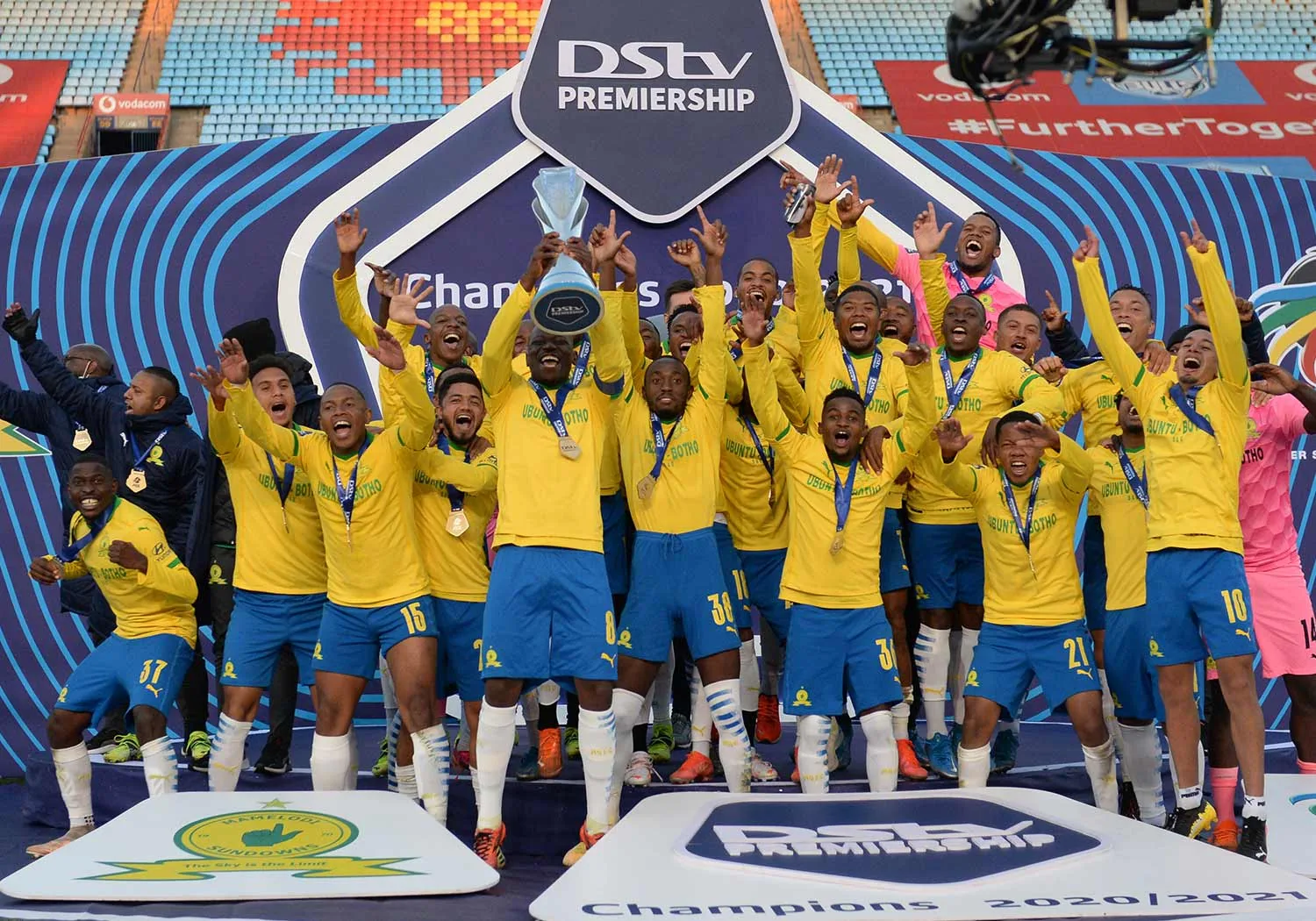 Sundowns squad celebrating the 2020/21 DStv Premiership title